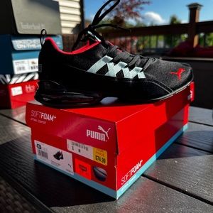 Puma women’s size 8